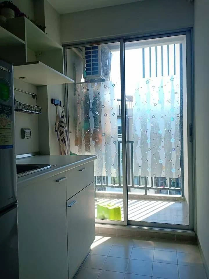 Selling two units at The Kith Lumlukka Klong 2, 7th floor. Excellent location and complete amenities. Don't miss this great deal!