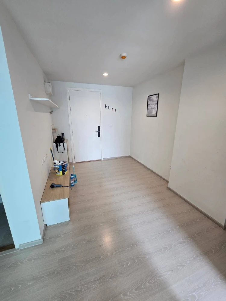 Selling The Kith Plus Phahonyothin Khukot, 1 bedroom, 1 bathroom. Fully furnished. Don't miss out!