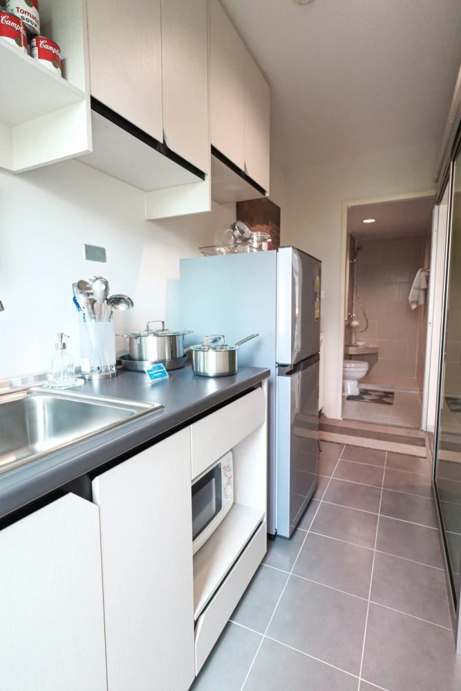 For sale or rent: The Kith Plus Phahonyothin Khukot, a lovely room, fully furnished, great location, reserve now!