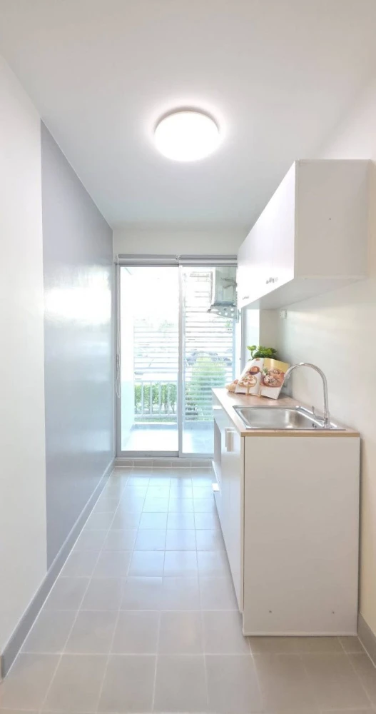 For sale: The Kith Sukhumvit 113, 1st floor, Building B, fully furnished, very beautiful, stylish, and very livable.