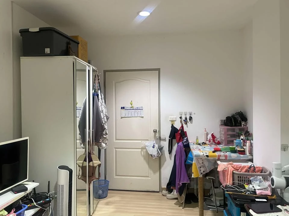 For sale: The KITH Tiwanon, partitioned room, comes with complete decorations. Interested in owning one? Hurry and reserve now.