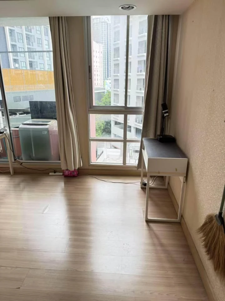 For sale: The Kris Ratchada 17, ready to move in, fully furnished, reserve now.