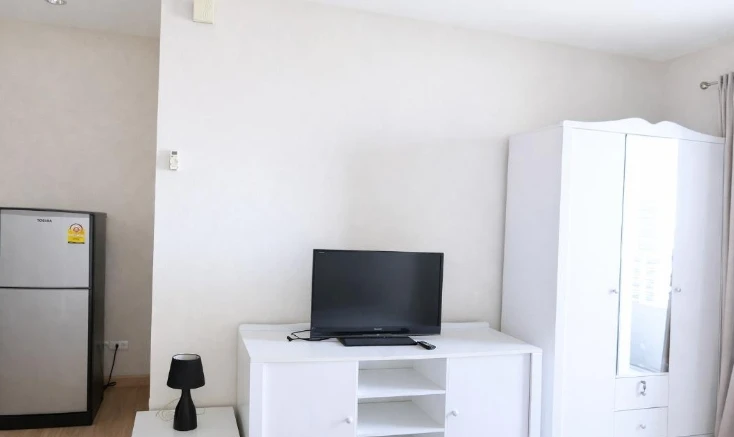 Selling The LightHouse Sathorn-Chareonnakorn, 15th floor, great view, fully furnished. Book now!