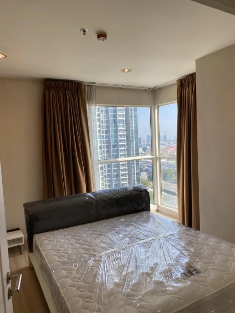 For sale: The LightHouse Sathorn-Chareonnakorn, river view, fully furnished, nice to live in, reserve now, urgently.