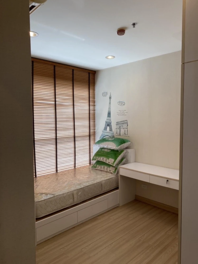 For sale: The LightHouse Sathorn-Chareonnakorn, river view, fully furnished, nice to live in, reserve now, urgently.