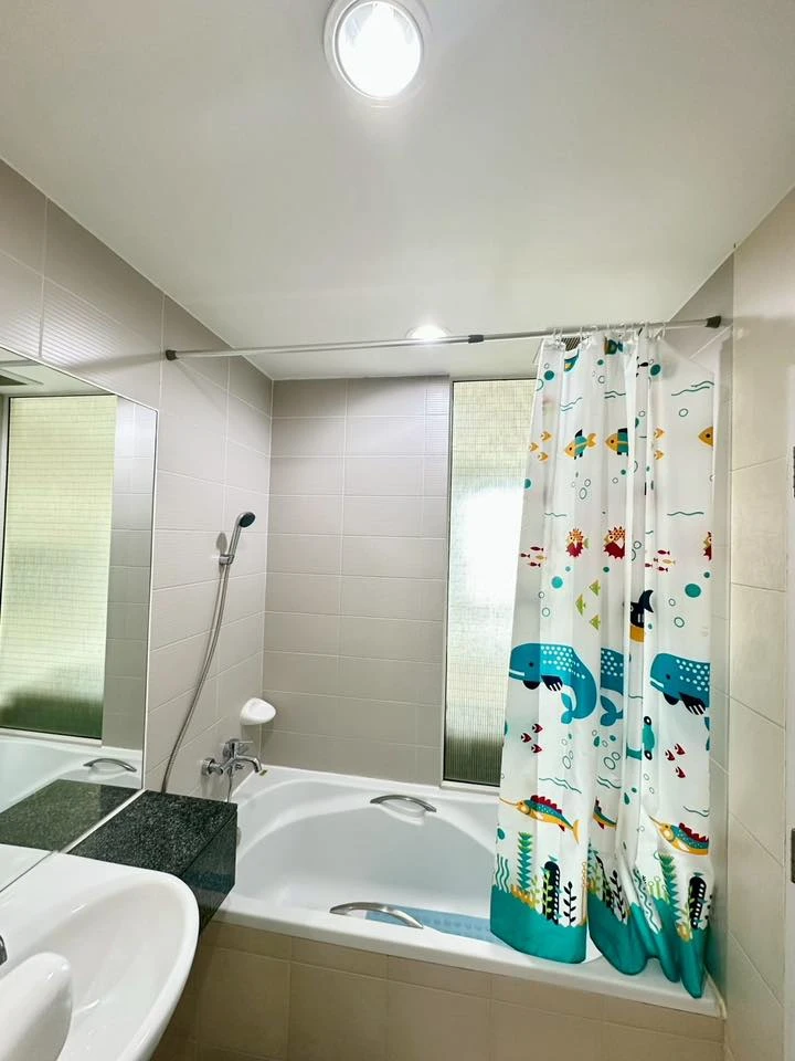 ขาย The LightHouse Sathorn-Chareonnakorn ห้องสตูดิโอ ทำเลดี เดินทางสะดวก เฟอร์นิเจอร์ครบครัน จองเลย
