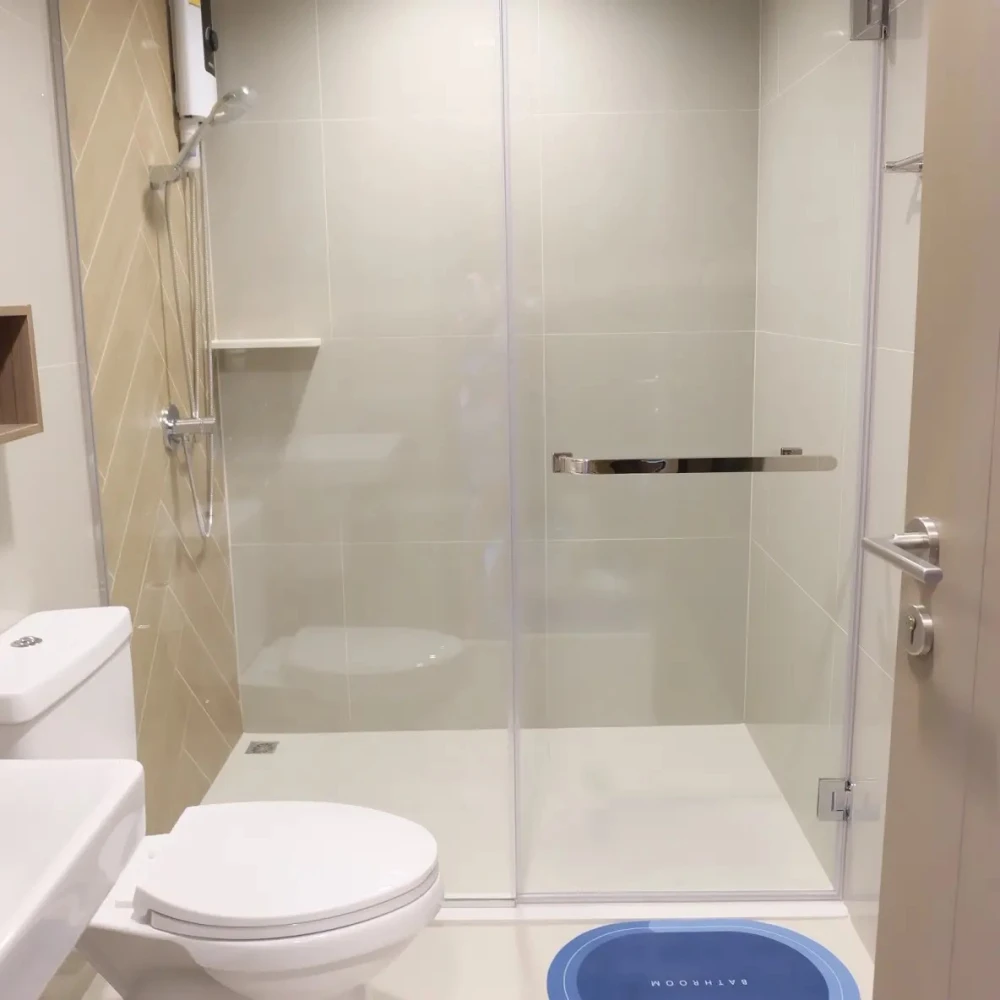 Selling a 41.04 sq.m. unit at The LINE Phahonyothin Park. Fully furnished with built-in furniture and all appliances included. Don't miss out!