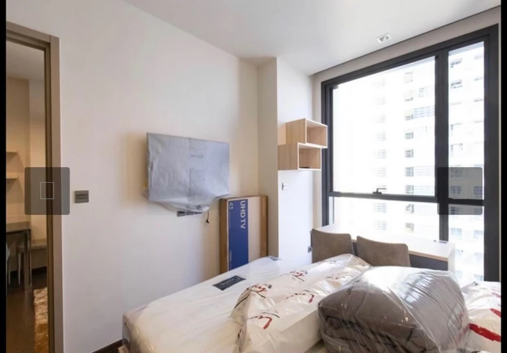 For sale: The Line Ratchathewi, 16th floor, nice room, comes with furniture and appliances, reserve now.