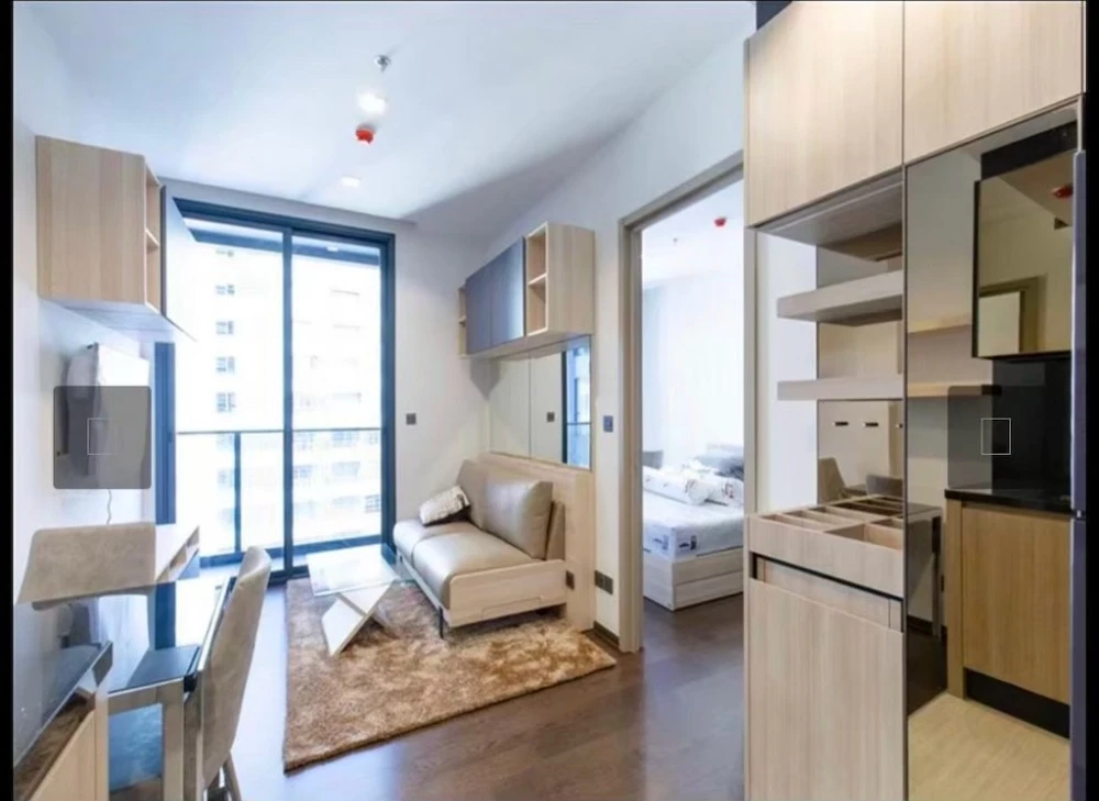 For sale: The Line Ratchathewi, 16th floor, nice room, comes with furniture and appliances, reserve now.