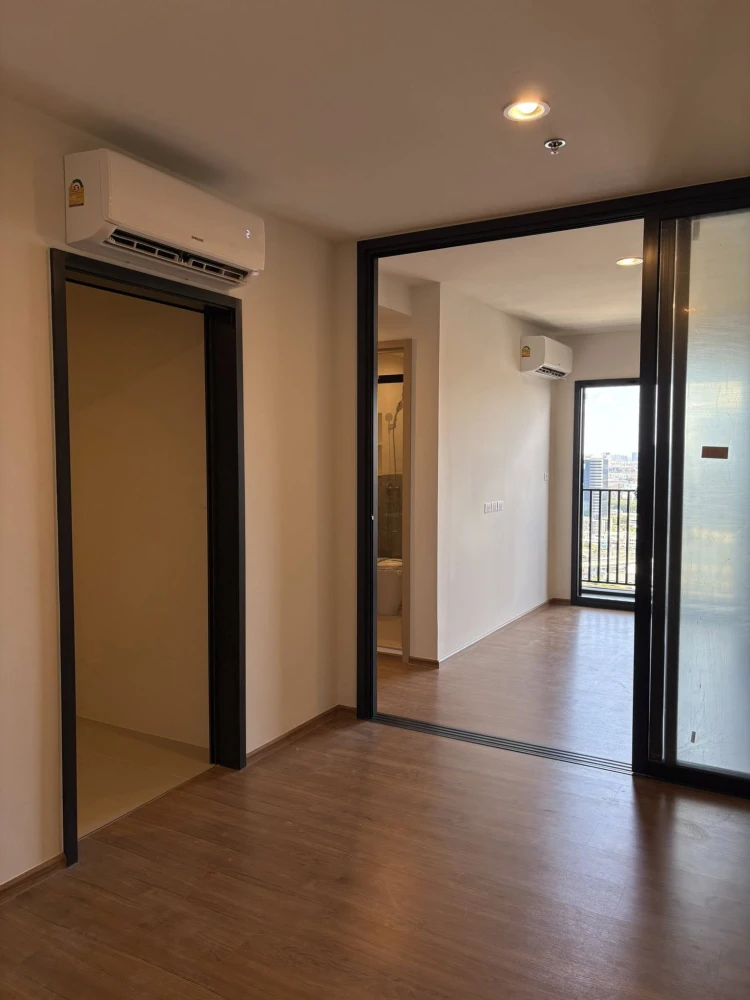 Selling The Line Vibe condo units. Spacious and comfortable, with the option to decorate to your liking. Book now!