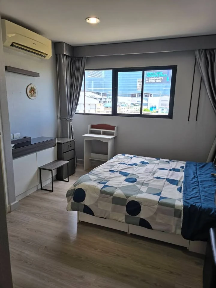 For sale: The Link Vano Sukhumvit 64, ready to move in, furnished, just bring your bags before it's gone.
