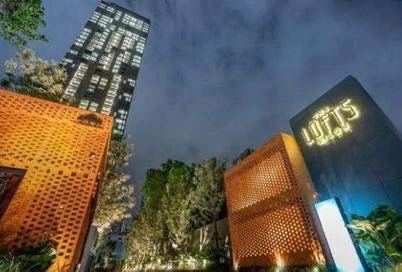 For sale: The Lofts Silom, spacious room, suitable for a family, good location in the city center, book now before you miss out!!