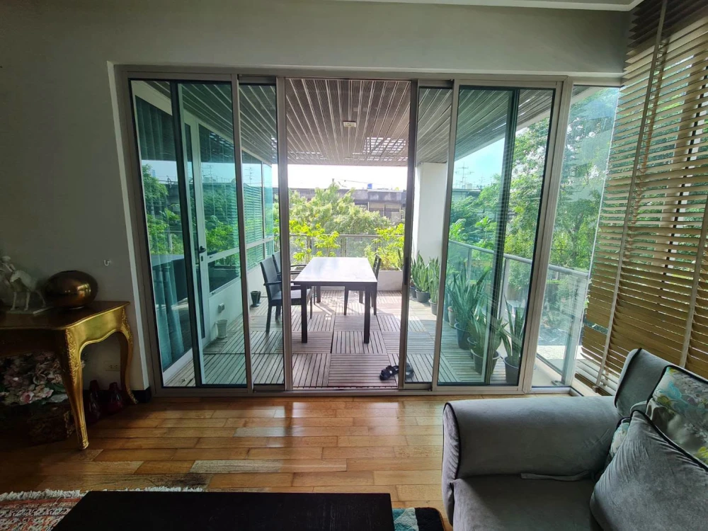 ขาย The Lofts Yennakart 3 ห้องนอน กว้าง โปร่งโล่ง น่าอยู่ สนใจเป็นเจ้าของ รีบจองเลยจ้า