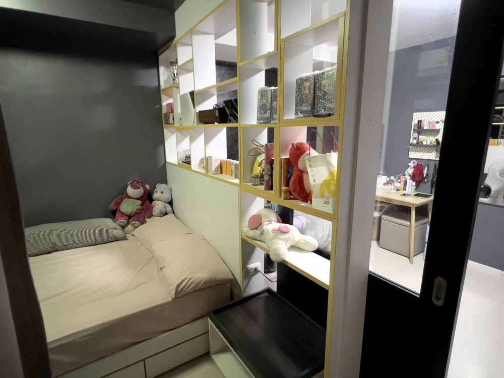 For sale: The Log 3 Sukhumvit 101/1, a lovely room on the 6th floor, good location, convenient transportation, great common area, reserve now!
