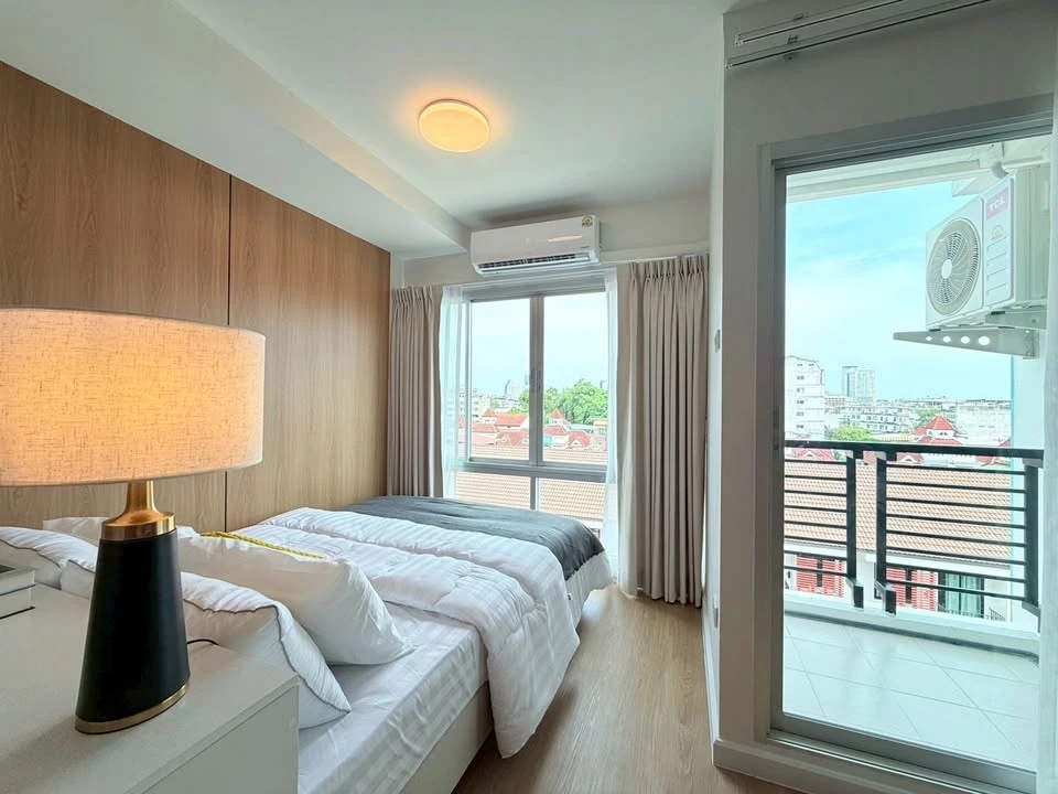 For sale: The Log 3 Sukhumvit 101/1, ready to move in, open view, not blocked, complete facilities, book now before you miss out!!