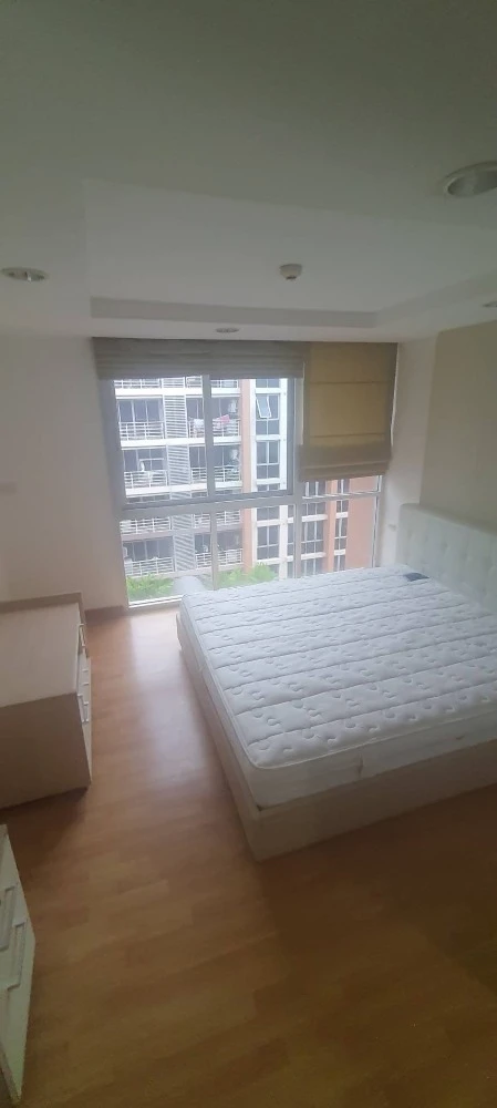 For sale: The Master Sathorn Executive, 6th floor, spacious room, comfortable, nice to live in. Reserve now, don't miss out.