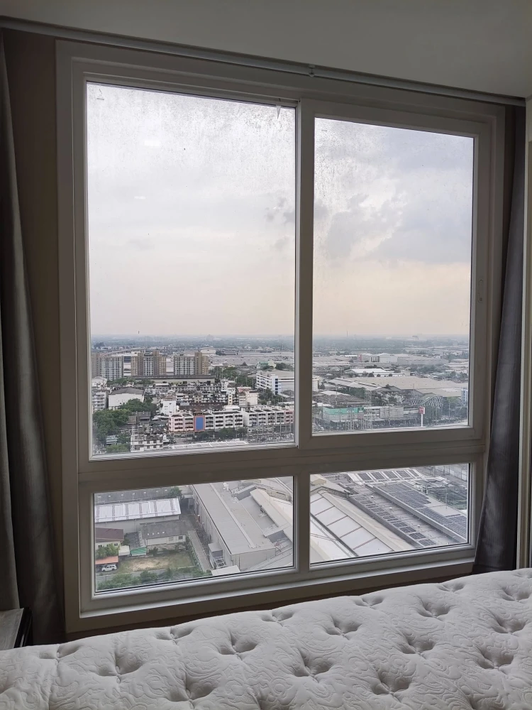 For sale: The Metropolis, 1 bedroom, 1 bathroom, 26th floor, beautiful view, not blocked, good location, fully furnished, reserve now.