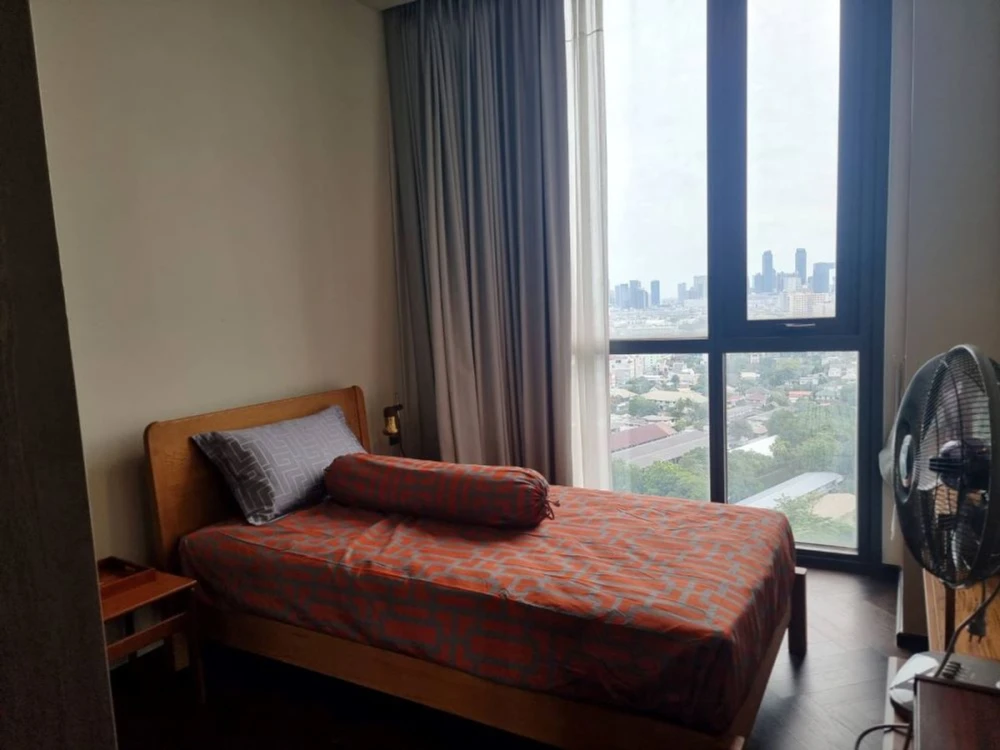 Selling a fully furnished, ready-to-move-in unit at The Monument Sanampao. Interested? Book now! images