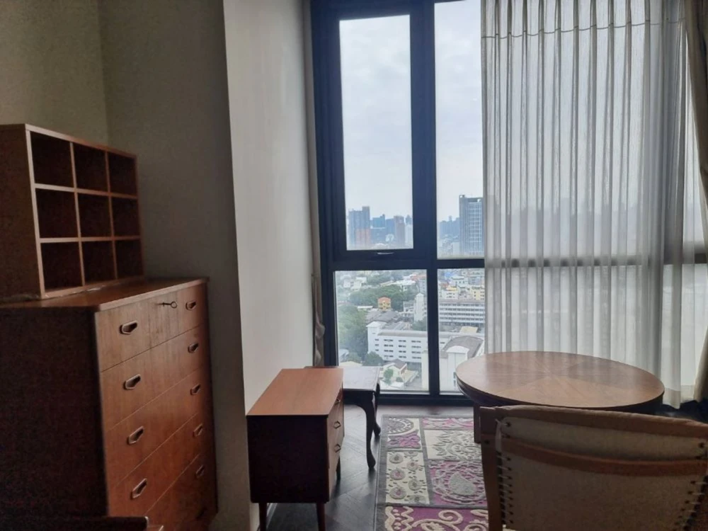 Selling a fully furnished, ready-to-move-in unit at The Monument Sanampao. Interested? Book now!