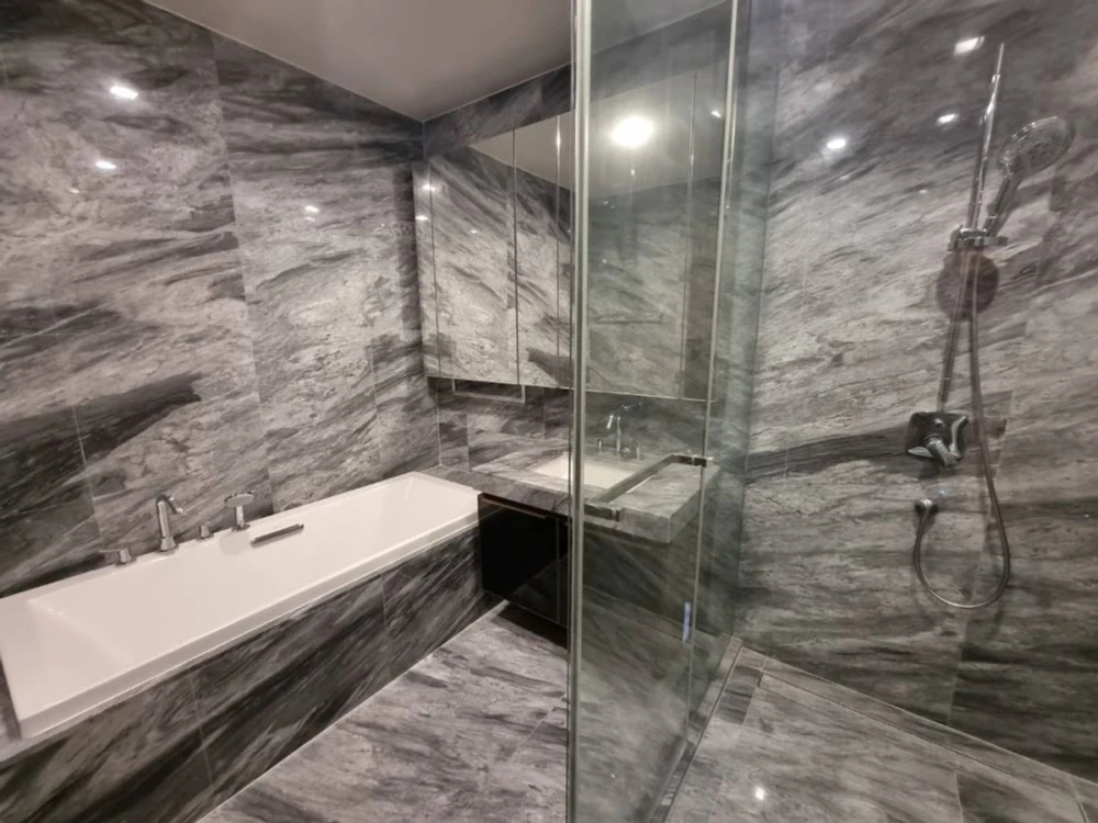 Selling a fully furnished, ready-to-move-in unit at The Monument Sanampao. Interested? Book now!