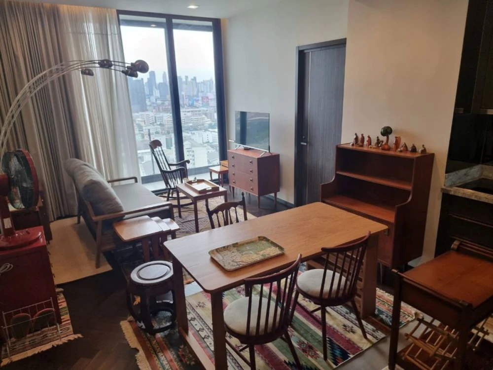Selling a fully furnished, ready-to-move-in unit at The Monument Sanampao. Interested? Book now!