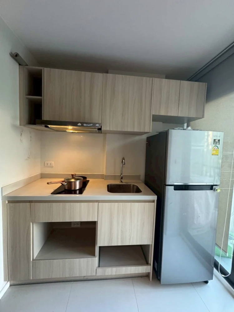 Selling a lovely unit at The Nest Sukhumvit 64, 2nd floor. Features high-quality wallpaper and complete amenities. Book now!