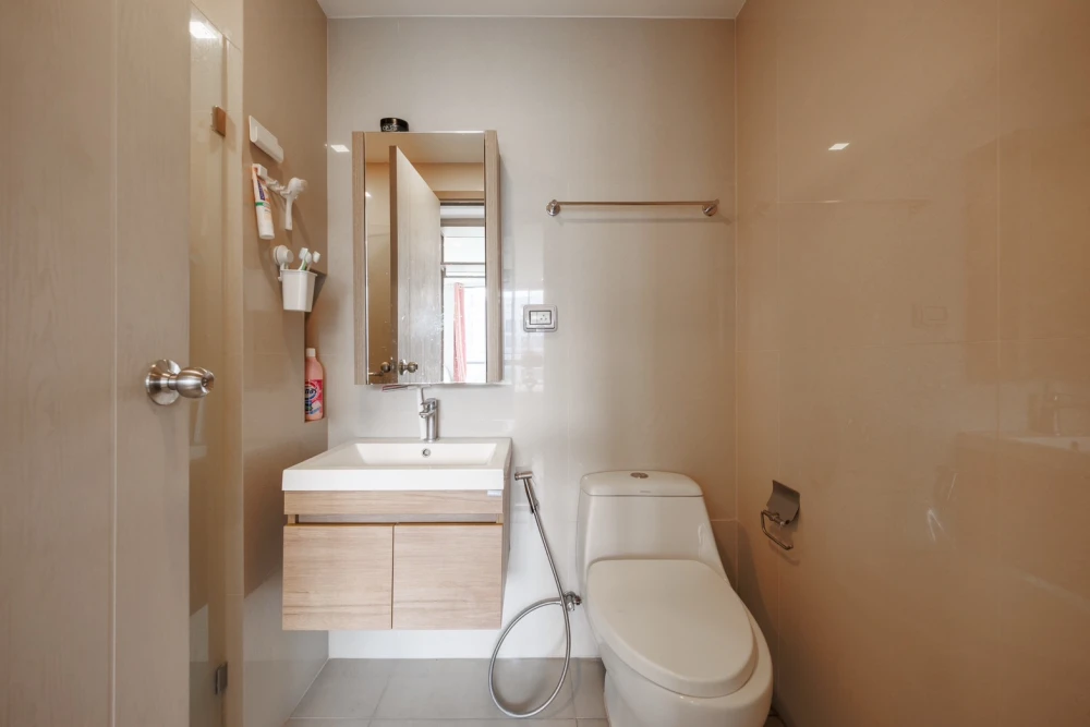 Selling The Nest Sukhumvit 71, 5th floor unit with pool view. Fully furnished. Don't miss out!