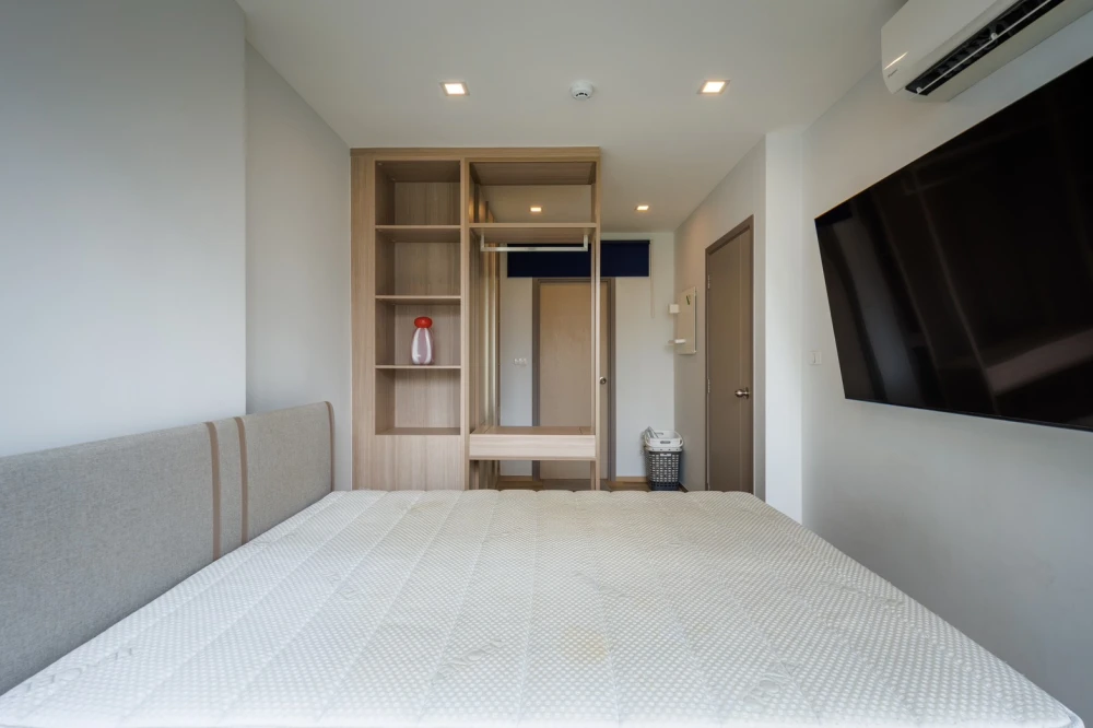 Selling The Nest Sukhumvit 71, 5th floor unit with pool view. Fully furnished. Don't miss out!
