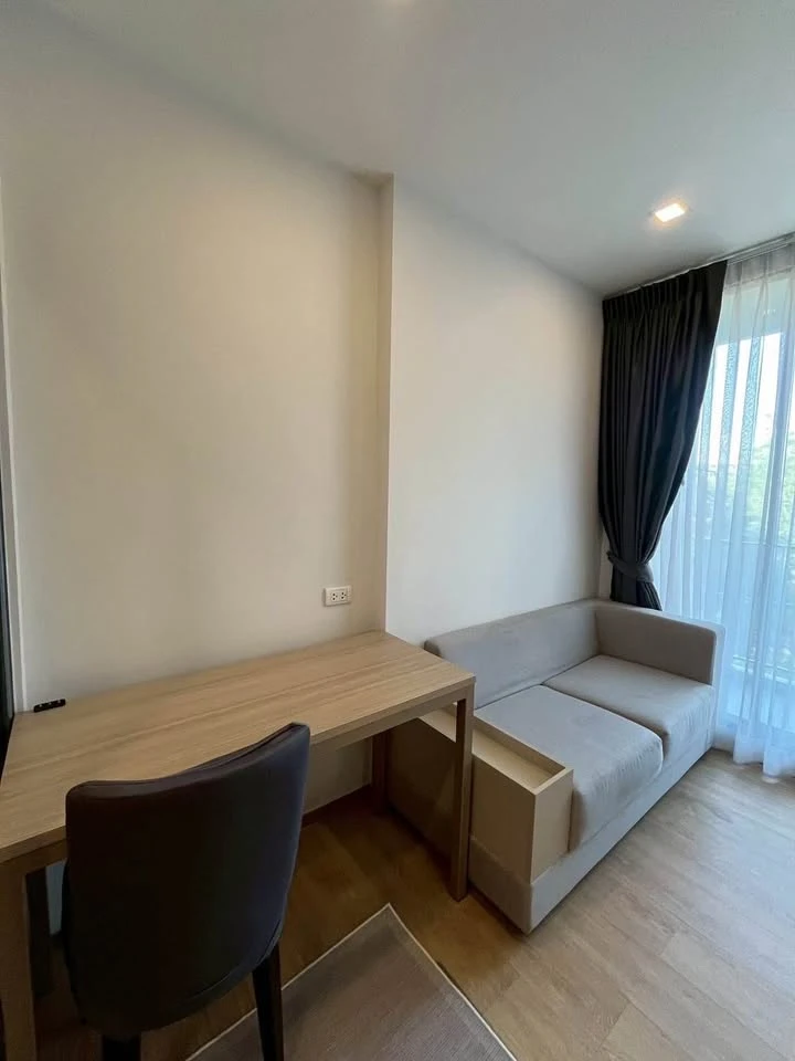 For sale: The Nest Sukhumvit 71, a luxurious condo in the heart of Sukhumvit. Prime location. Well-proportioned rooms. Don't miss out!