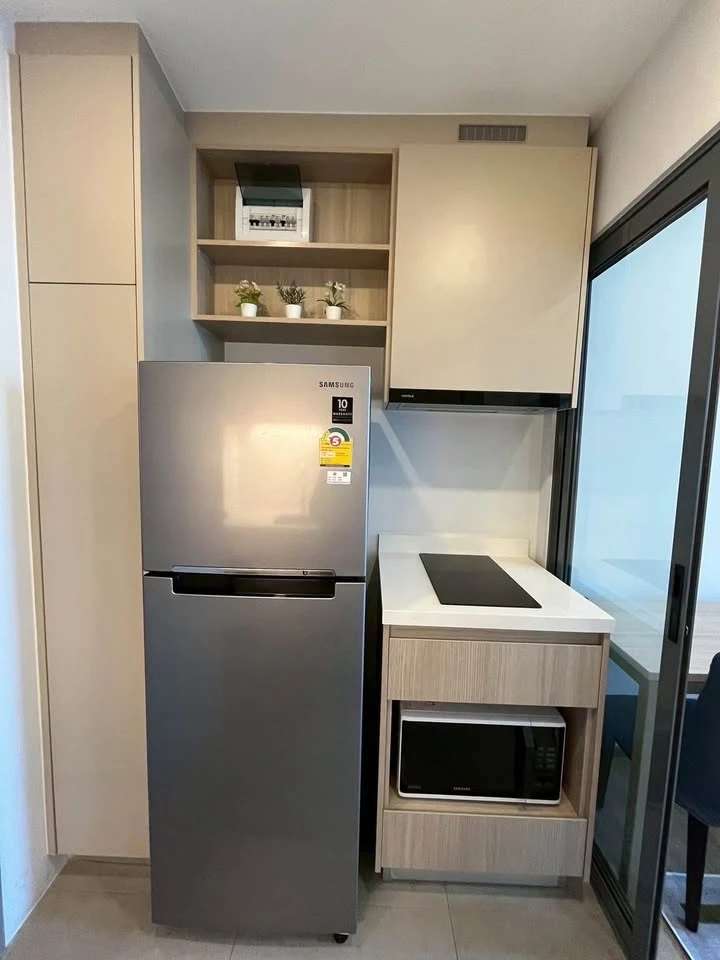 For sale: The Nest Sukhumvit 71, a luxurious condo in the heart of Sukhumvit. Prime location. Well-proportioned rooms. Don't miss out!