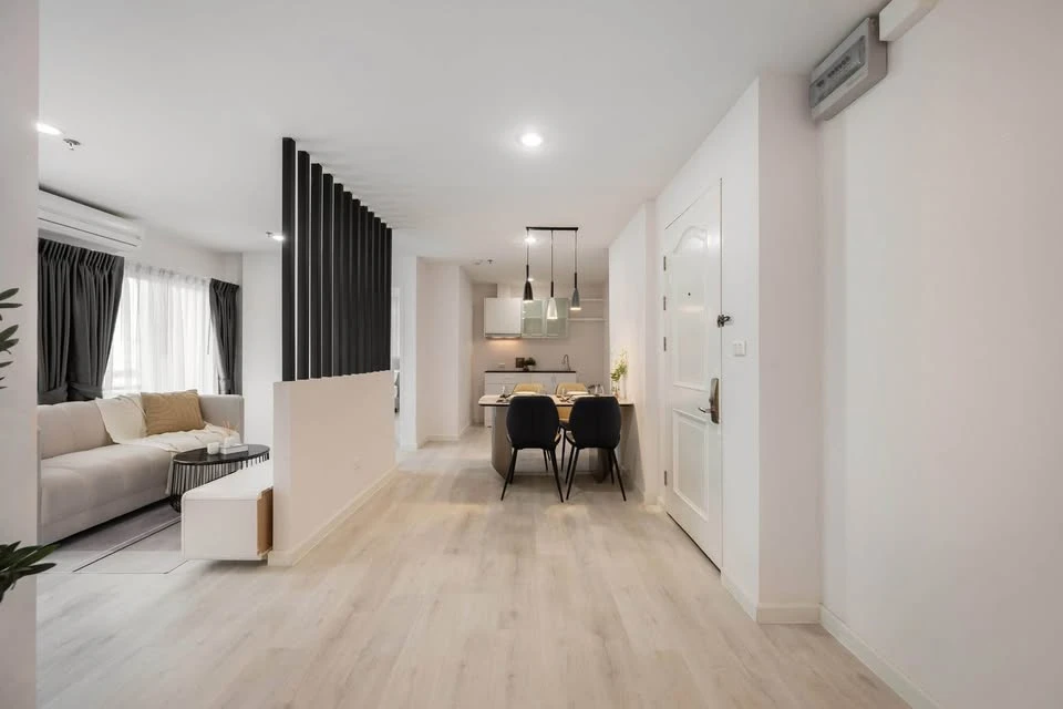 For sale: The Next Ladprao, 2 bedrooms, 2 bathrooms, unblocked view, fully furnished, ready to move in immediately.