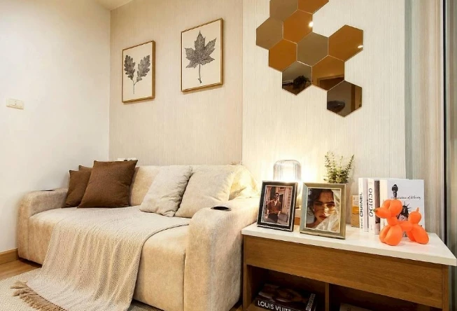 Selling The Niche id BangKhae, 7th floor. Beautifully furnished and ready to move in. Book now! Limited time offer.