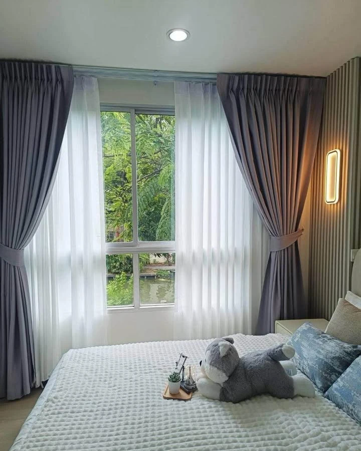 Selling The Niche id BangKhae, corner unit offering privacy, with high-quality built-in furniture. You'll regret missing this opportunity!