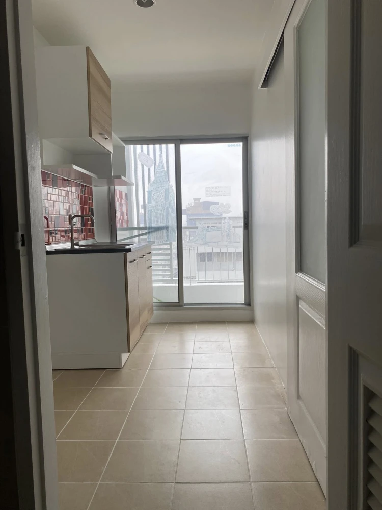 For sale: The niche id ladprao 130, 7th floor, corner room, quiet, very suitable for relaxation, spacious area, don't miss it.