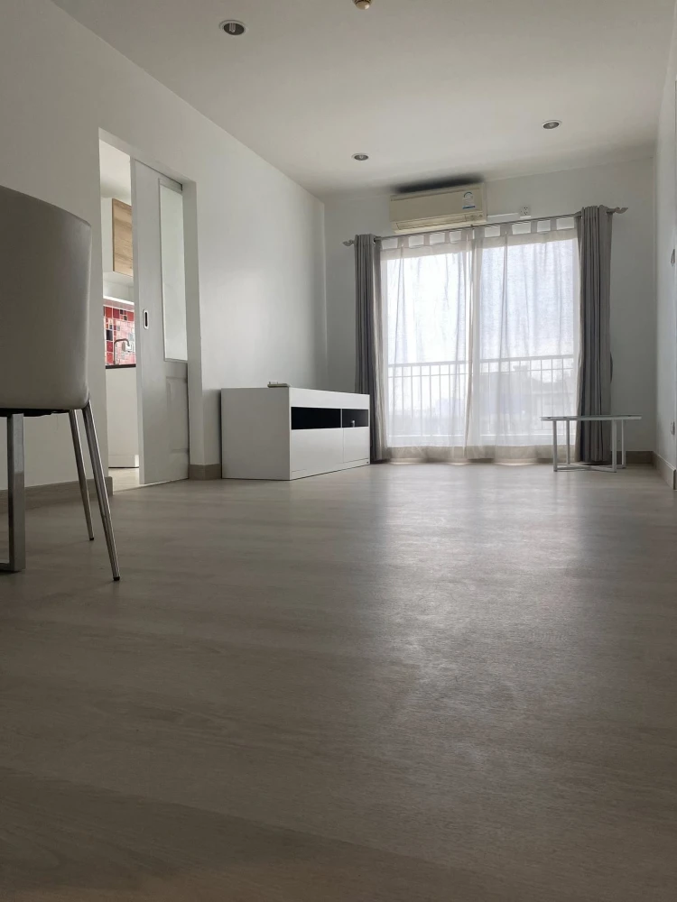 For sale: The niche id ladprao 130, 7th floor, corner room, quiet, very suitable for relaxation, spacious area, don't miss it.