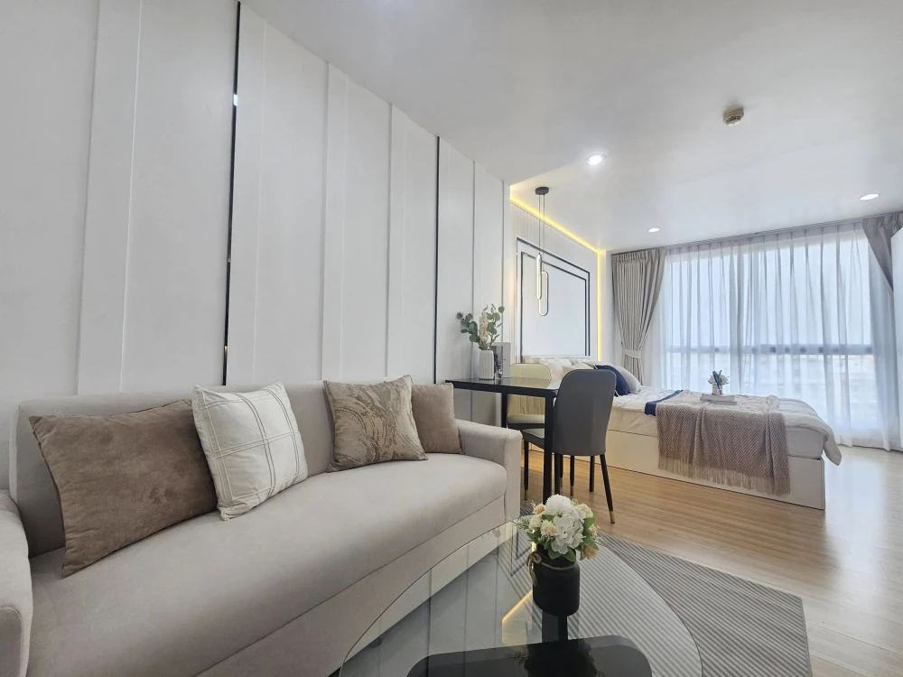 For sale: The Niche ID Ladprao 130, beautifully decorated room, bright and comfortable tones, so inviting. If you miss out, you'll regret it.