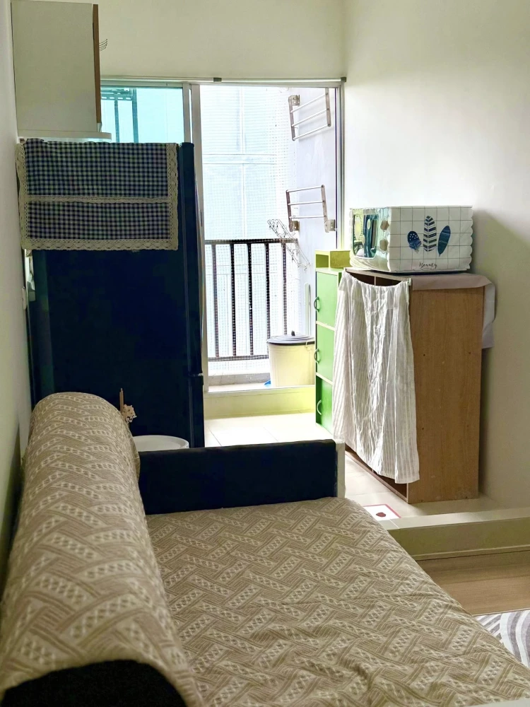 Selling The Niche ID Ladprao-Wanghin condo. Ready to move in, fully furnished, complete amenities. Book now!