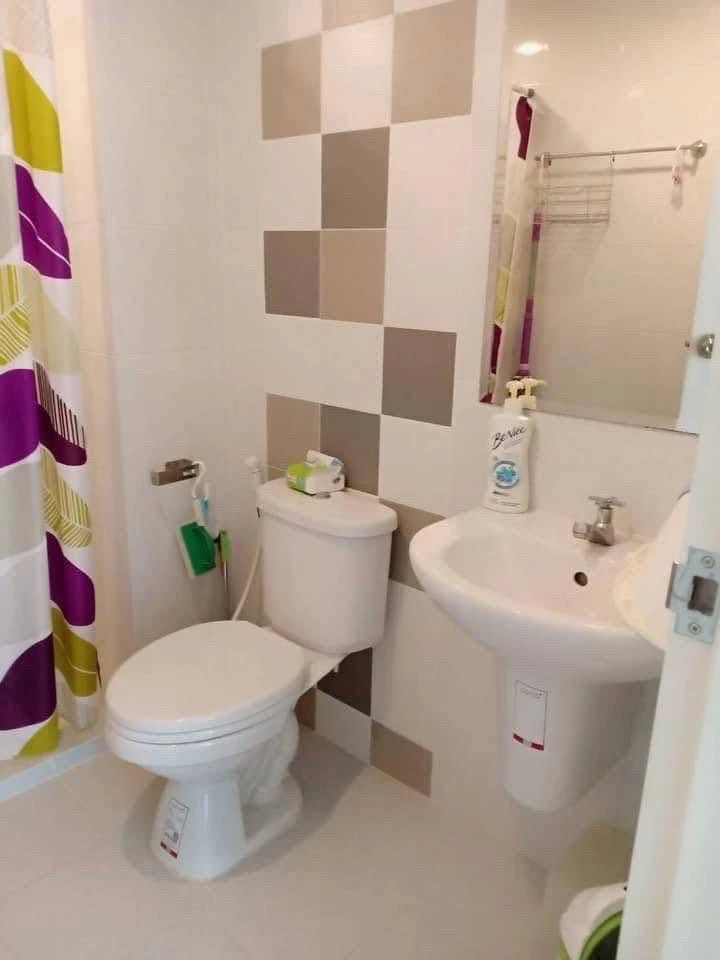 Selling a corner unit at The Niche ID Rama 2, offering privacy, a great location, and unobstructed views. Book now!
