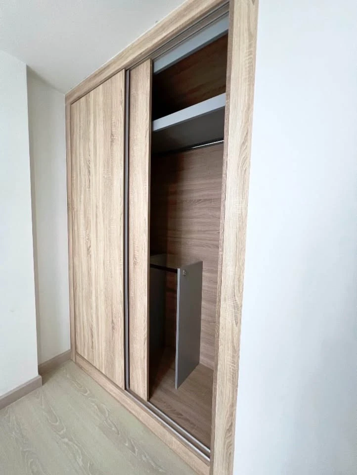 For sale: The Niche id Rama 2, Phase 2, 5th floor, pool view, interior space is well-divided. Interested? Reserve now!
