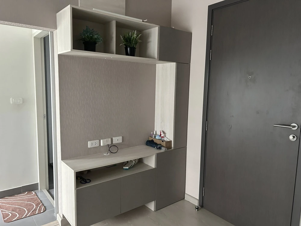 For sale THE NICHE ID SERITHAI, 4th floor, Building D, with furniture and electrical appliances. Reserve now, don't delay.