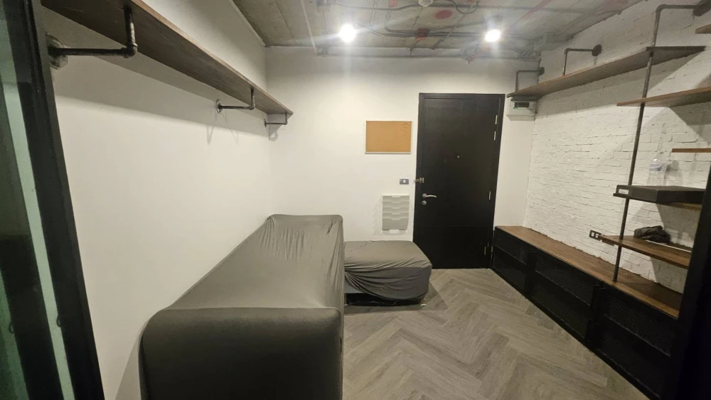 For sale: The Niche Mono Ratchavipha, 1 bedroom, 1 bathroom, fully furnished with high-quality built-in furniture. Don't miss out!