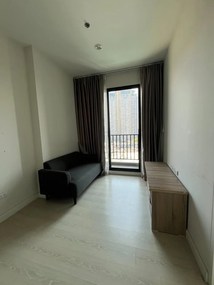 For sale: The Niche Pride Thonglor-Phetchaburi, 10th floor, high floor, swimming pool view, convenient transportation via many routes, complete facili