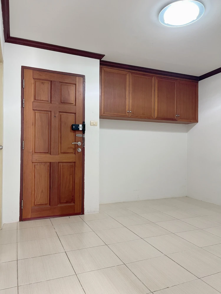 For sale: The North Park Condominium, 5th floor, separated rooms. Interested in owning one? Reserve now!