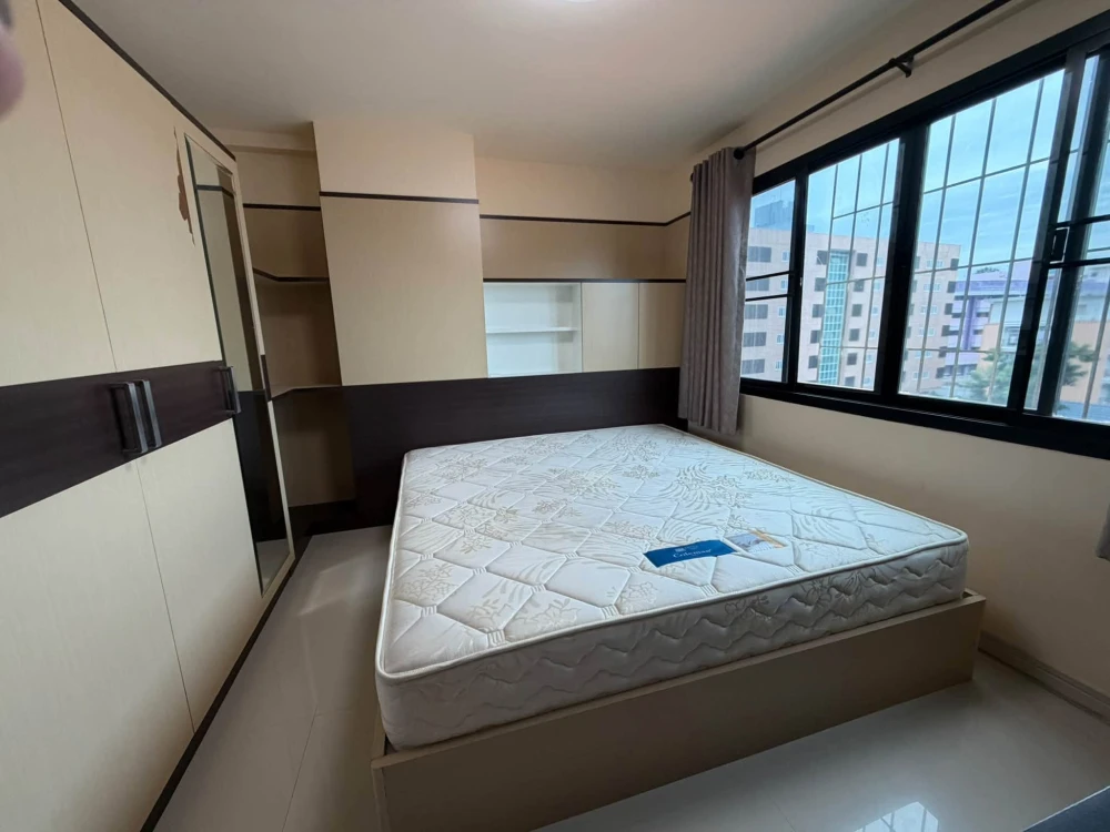 Selling The North Park Condominium. Nice unit with spacious living area and complete amenities. Book now! images