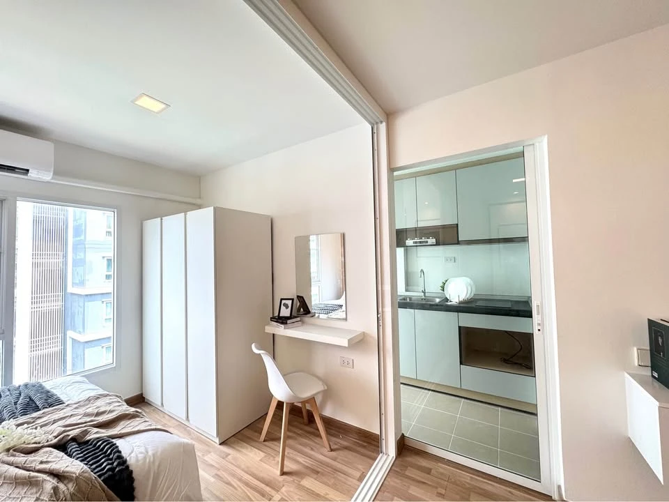 For sale: The One Plus D Huamak 12, beautifully decorated room, stylish and complete with quality furniture. You will regret it if you miss it.