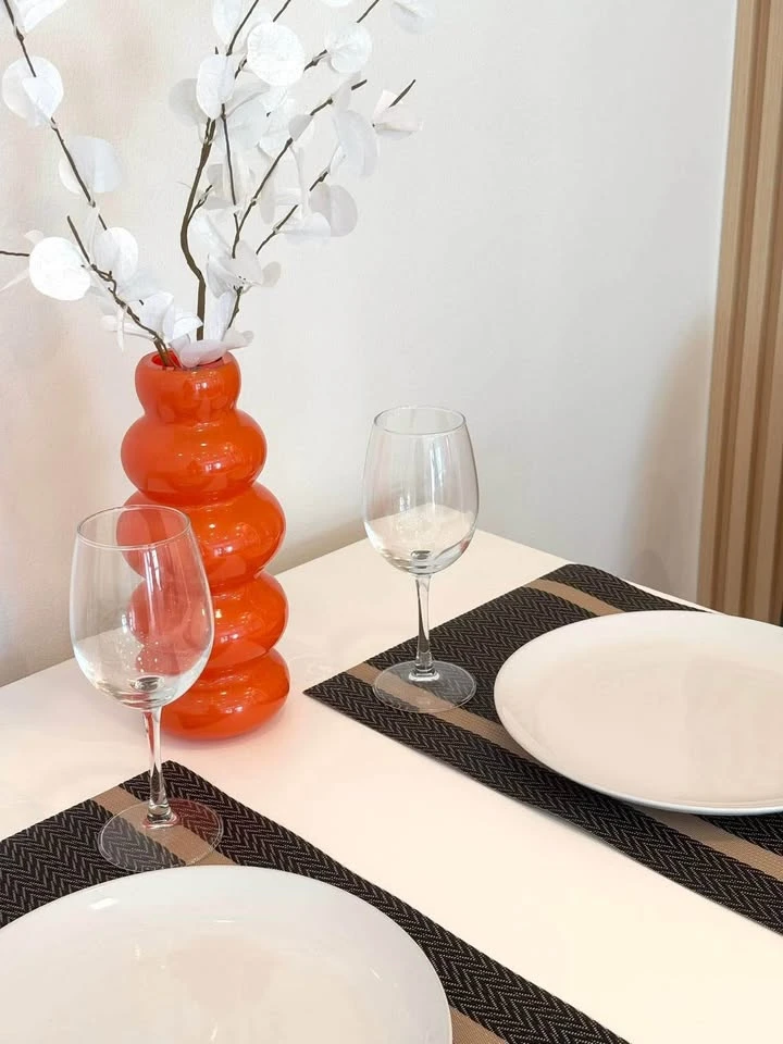 For sale: The One Plus D Huamak 12, beautifully decorated room, stylish and complete with quality furniture. You will regret it if you miss it.