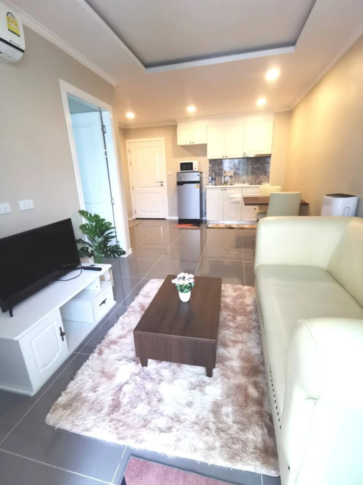 Selling a 1-bedroom, 1-bathroom unit at The Orient Resort and Spa. Prime location, beautiful unblocked views. Book now!