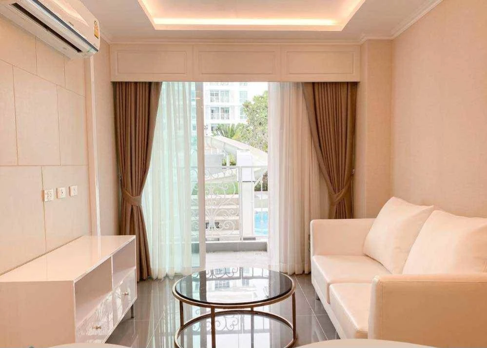 Selling a ground floor room at The Orient Resort and Spa, with pool access and full amenities. Book now!