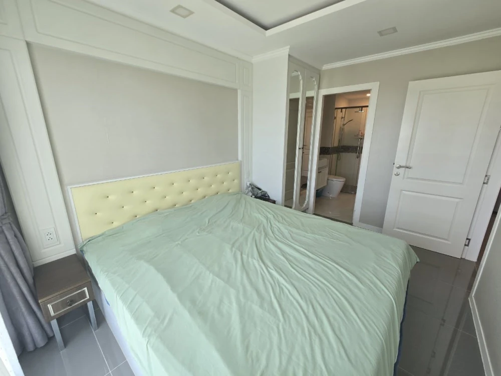 Selling a unit at The Orient Jomtien Resort & Spa, Building B, 7th floor. City view, spacious and comfortable room with built-in furnishings. Don't mi