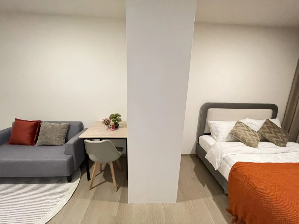 Selling a beautifully furnished, fully equipped 6th-floor unit at The Origin Bangkae. The room is bright white, spacious, and comfortable. Book now!